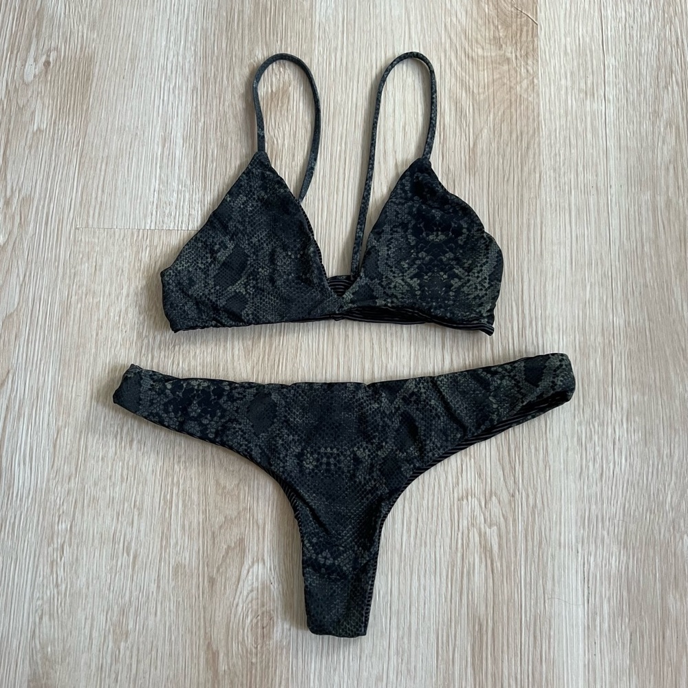 Acacia Sage Python Set